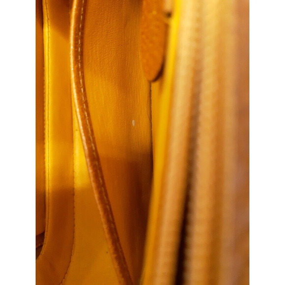 Gucci Bamboo Handbag - Picture 7 of 9